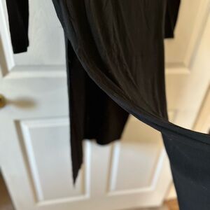 Express Classic Black Top